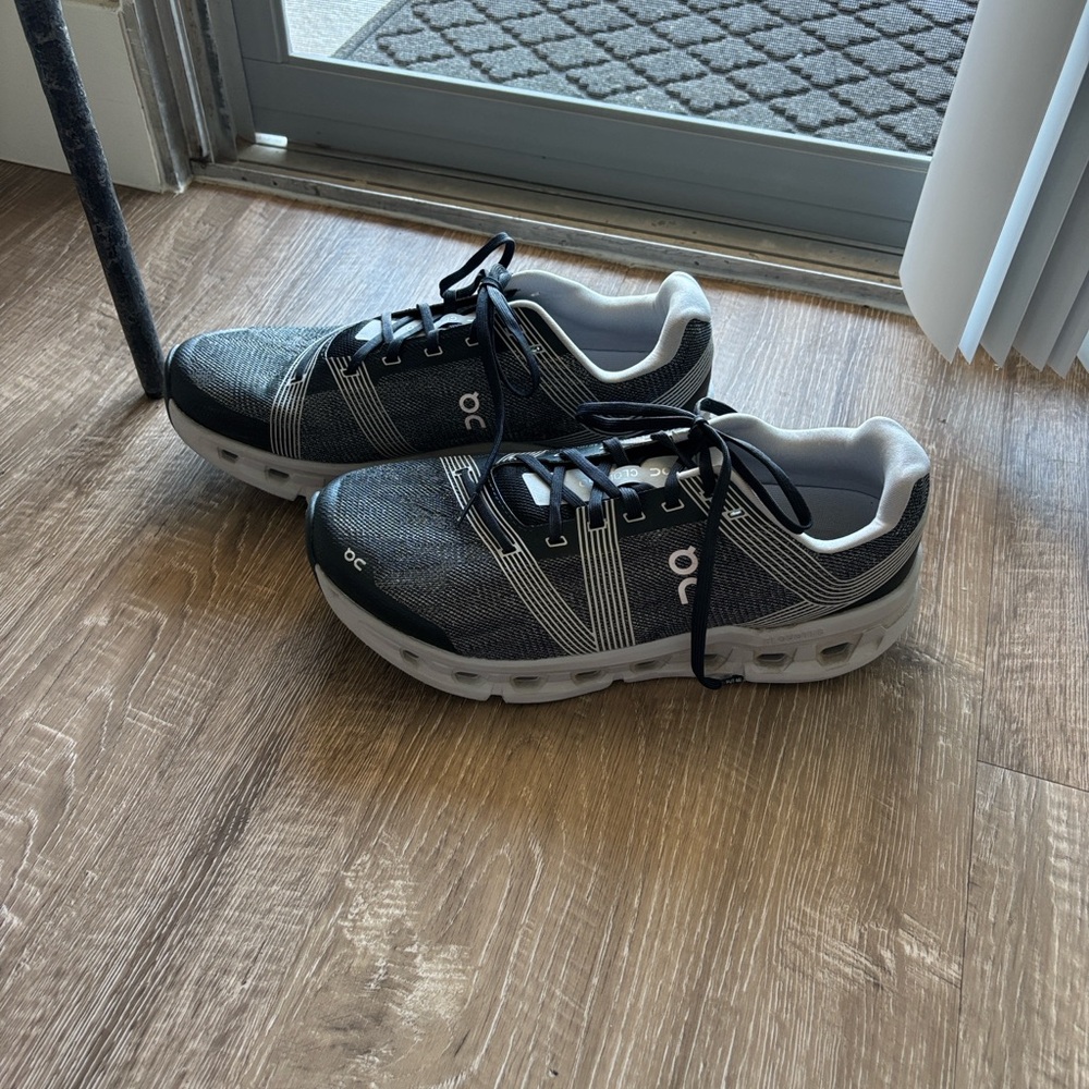 On  Cloud Running Men's Charcoal and White Athletic Shoes